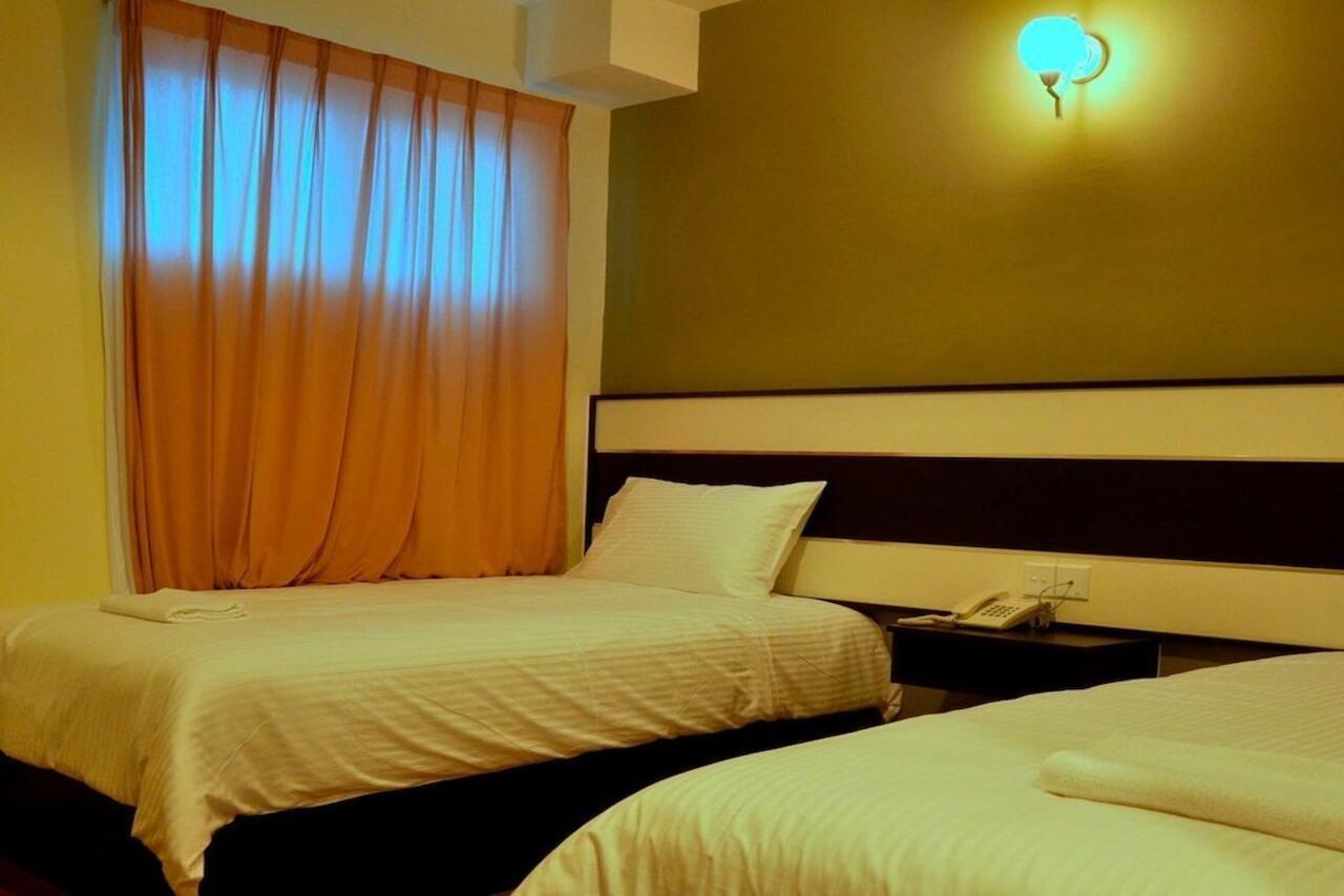Hotel Economy Kapar Kültér fotó