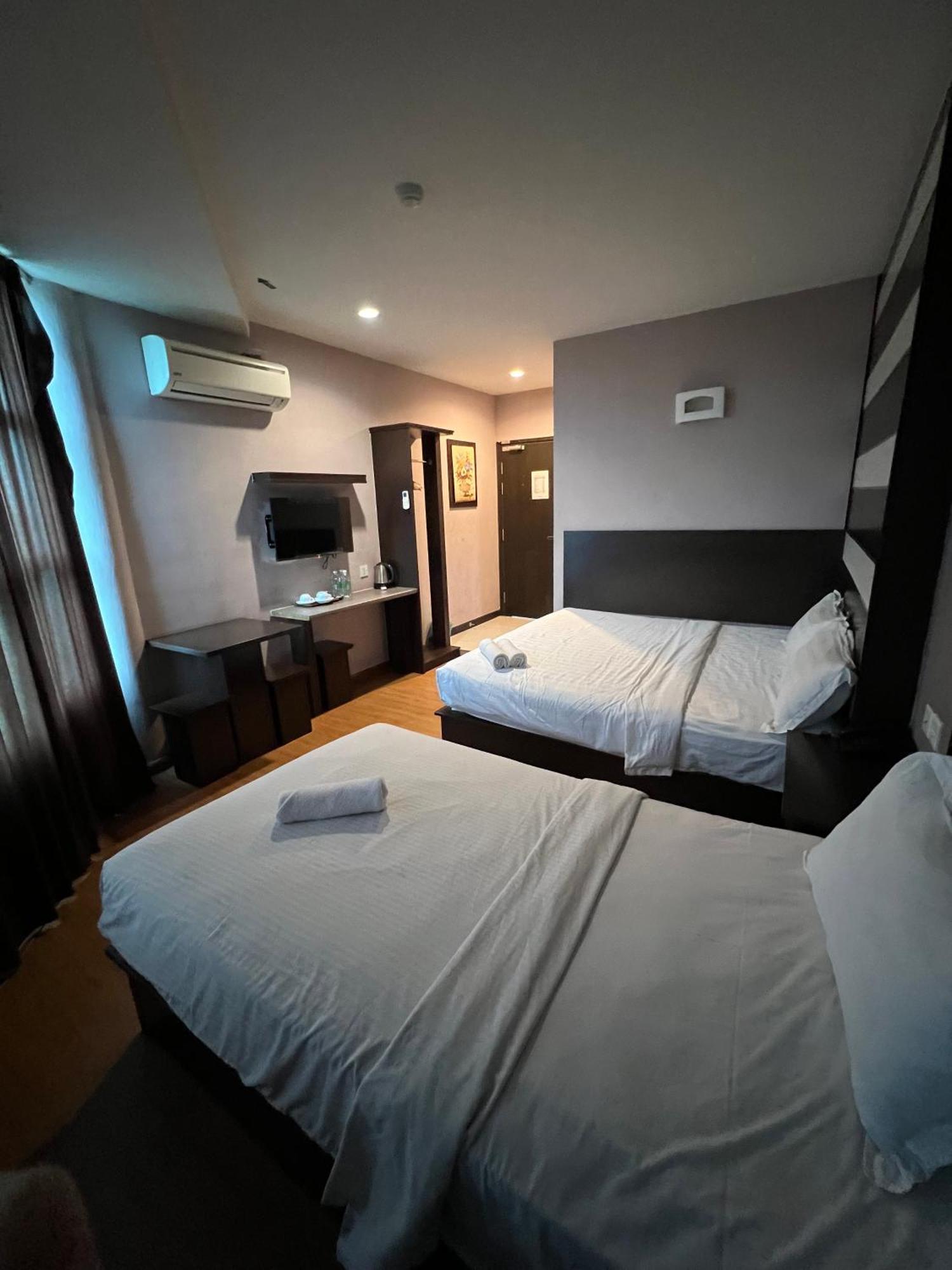 Hotel Economy Kapar Kültér fotó