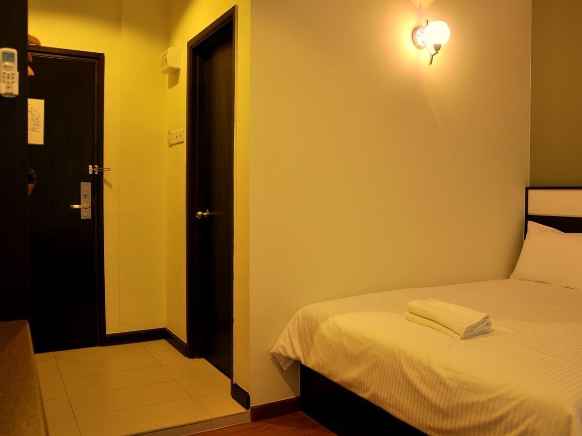 Hotel Economy Kapar Kültér fotó
